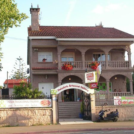 Piso Chalet En Playa Samil Vigo Esterno foto